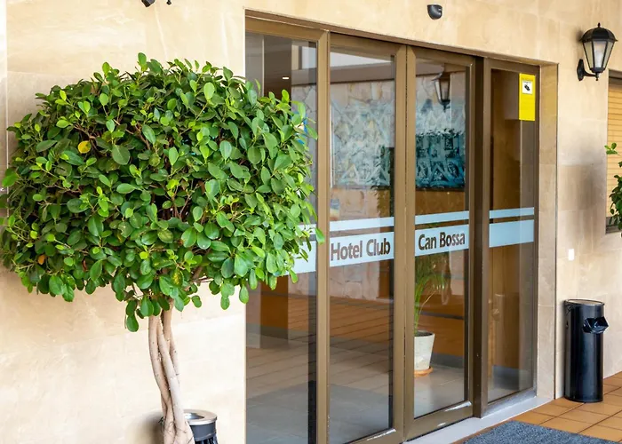 Playa d'en Bossa 3 Star Hotels near Dalt Vila