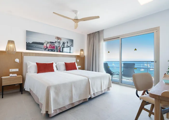 Luxury Hotels in San Antonio (Ibiza)