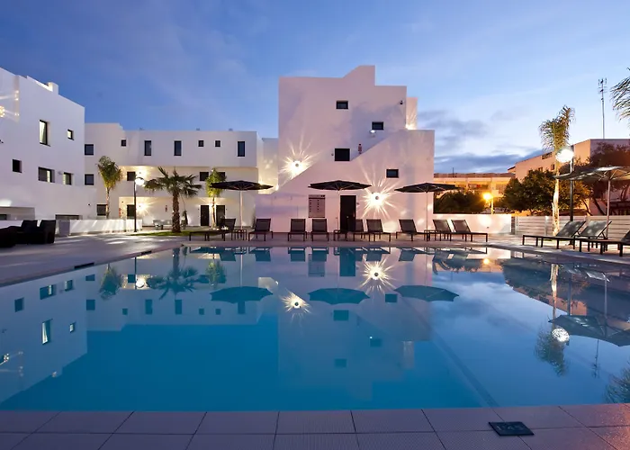 Playa d'en Bossa Hotels With Pool near Sa Talaia